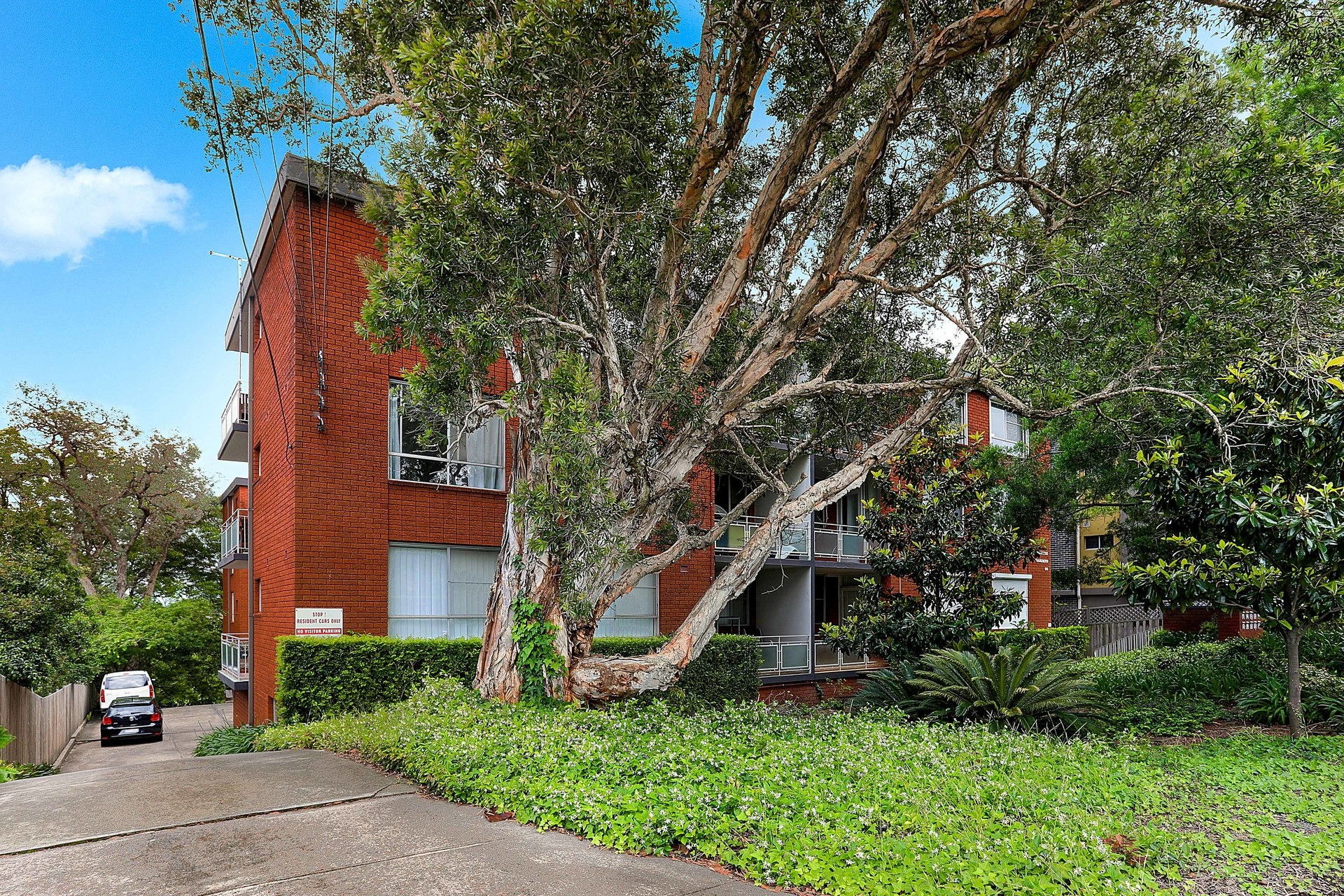 15/64-66 Lyons Road, Drummoyne Sold by Hudson McHugh - image 1