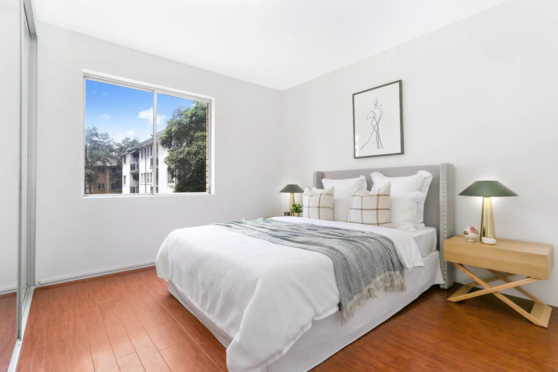 8/105 The Boulevarde, Dulwich Hill Sold by Hudson McHugh - image 1