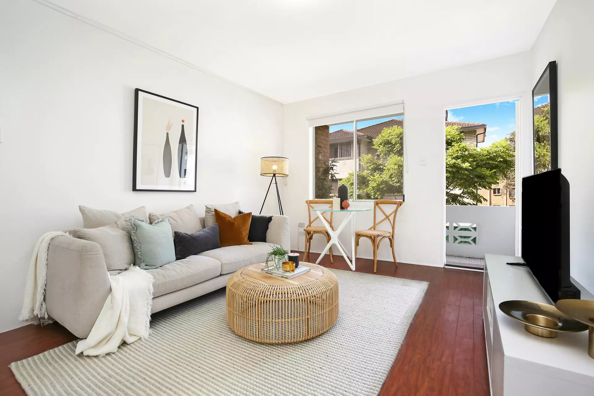 8/105 The Boulevarde, Dulwich Hill Sold by Hudson McHugh - image 1