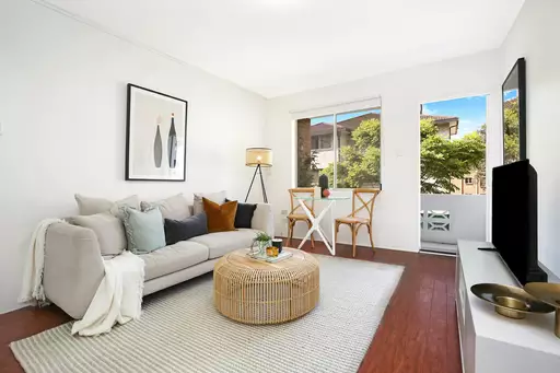 8/105 The Boulevarde, Dulwich Hill Sold by Hudson McHugh