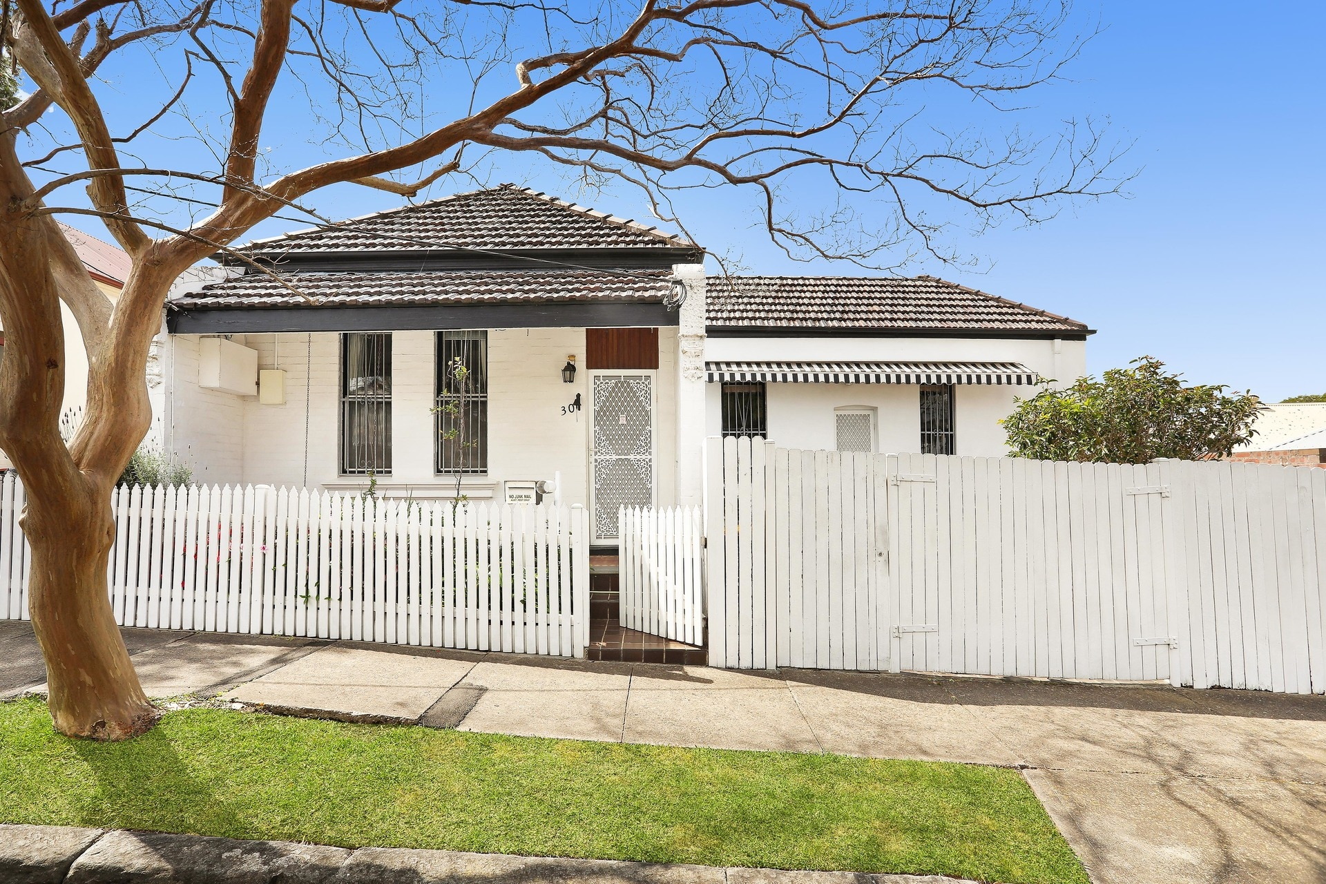 30 Rosedale Street, Dulwich Hill Sold by Hudson McHugh - image 1