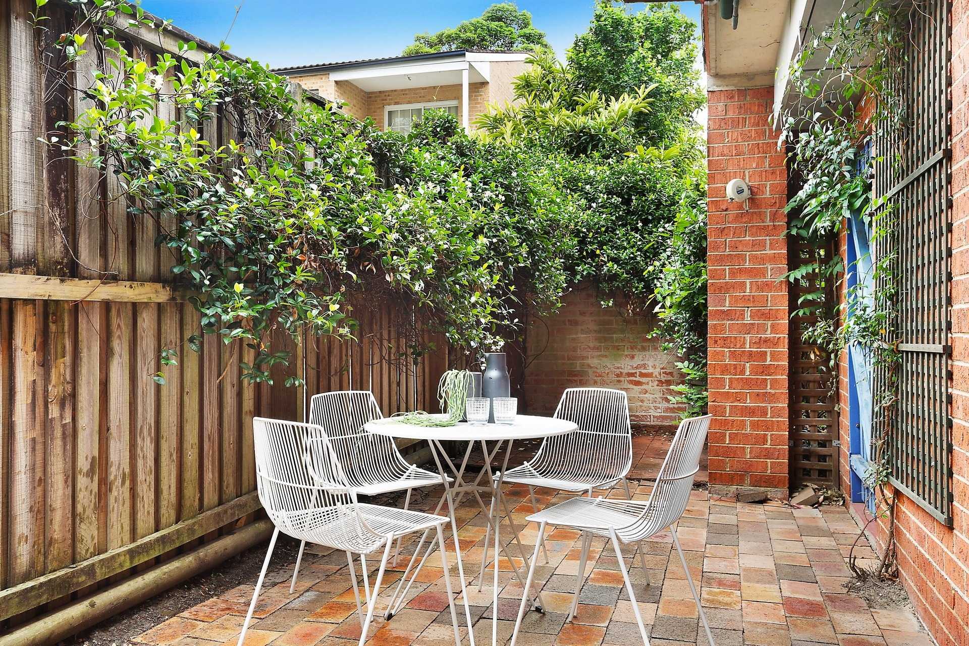 1/182a Flood Street, Leichhardt Sold by Hudson McHugh - image 1