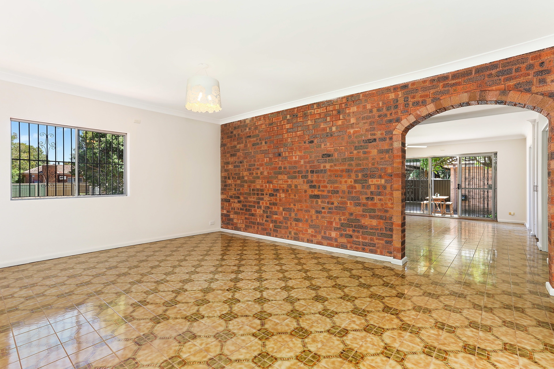 45 Riverside Crescent, Marrickville Sold by Hudson McHugh - image 1