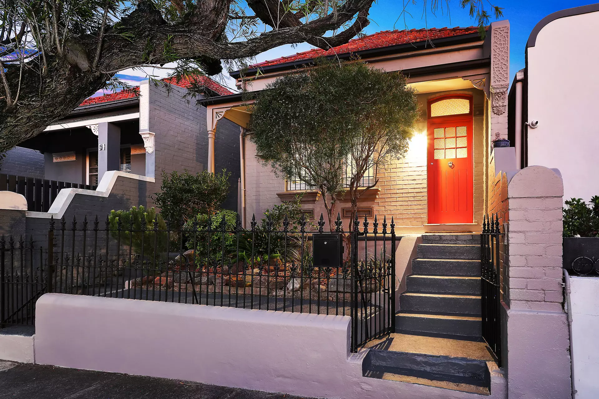 89 James Street, Leichhardt Sold by Hudson McHugh - image 1