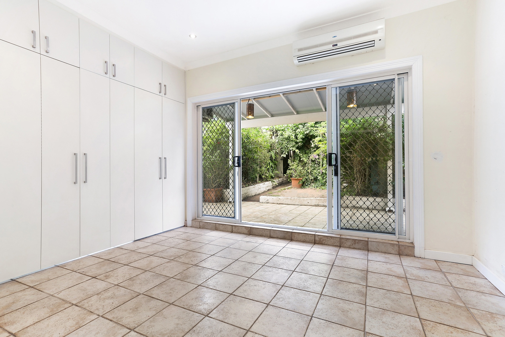 6 Albert Street, Leichhardt Sold by Hudson McHugh - image 1