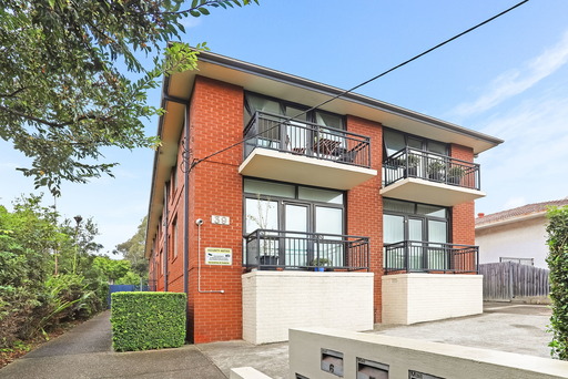 4/39 Henry Street, Leichhardt Sold by Hudson McHugh