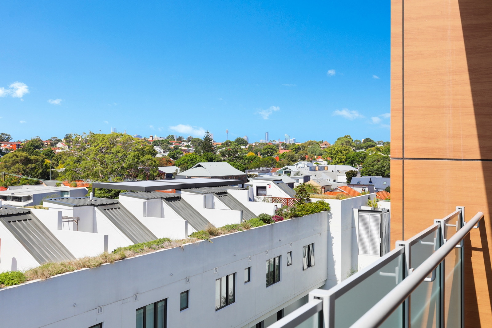 110/30-40 George Street, Leichhardt Leased by Hudson McHugh - image 1