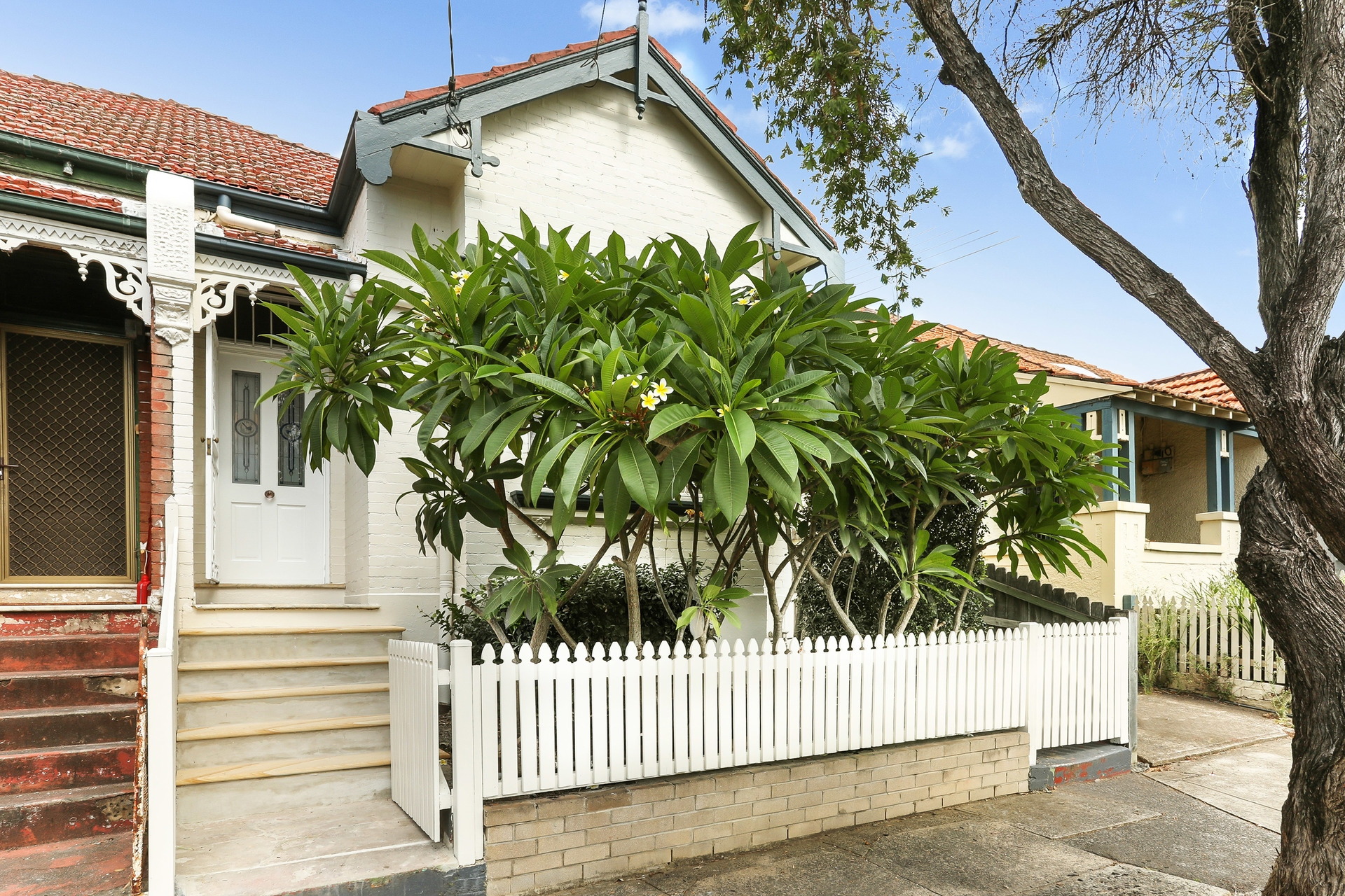 183 Denison Road, Dulwich Hill Sold by Hudson McHugh - image 1