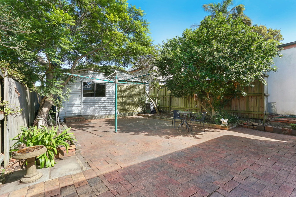 38 Ainsworth Street, Lilyfield Sold by Hudson McHugh - image 1