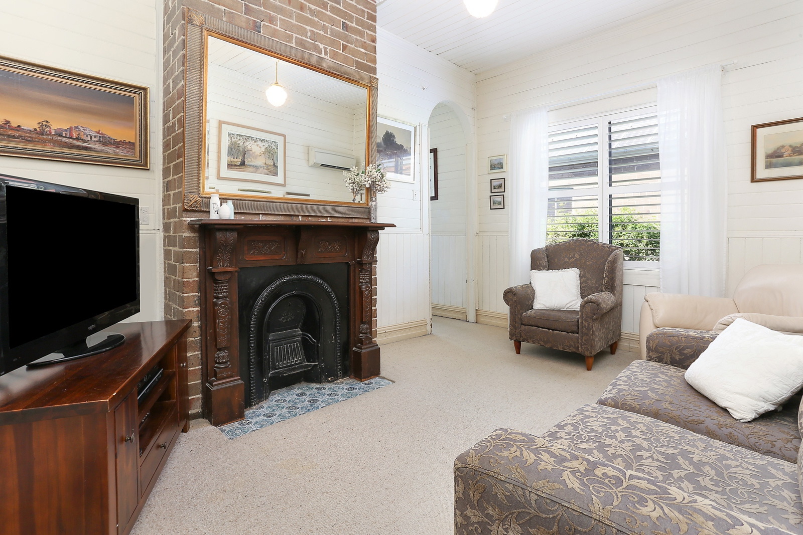 38 Ainsworth Street, Lilyfield Sold by Hudson McHugh - image 1