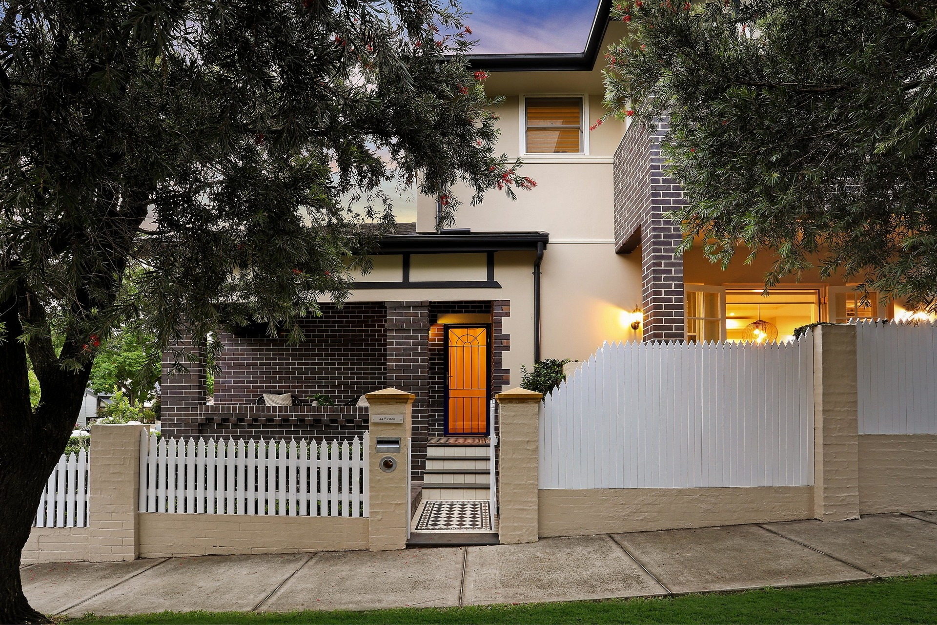 44 Weston Street, Dulwich Hill Sold by Hudson McHugh - image 1