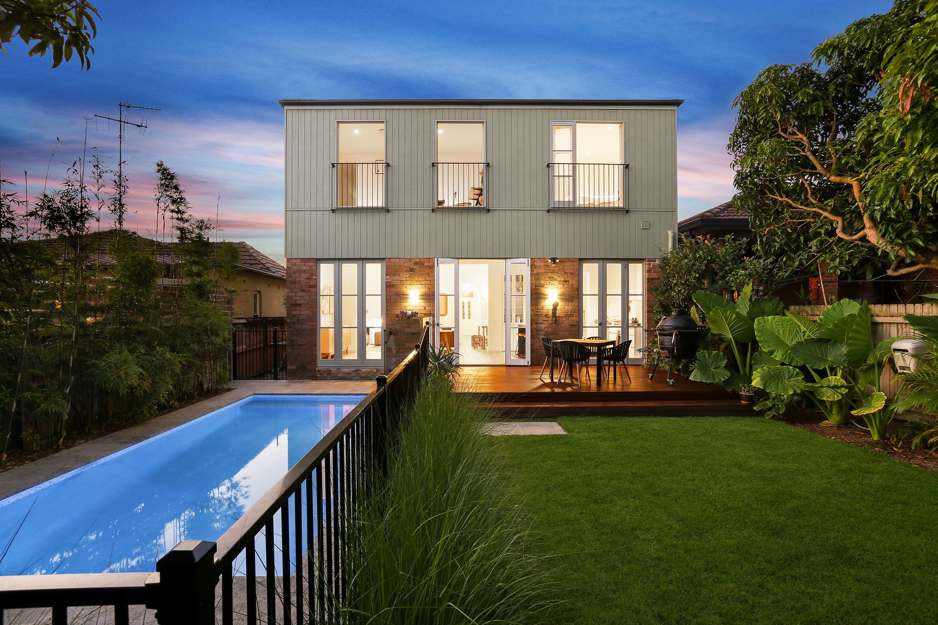 71 Riverside Crescent, Dulwich Hill Sold by Hudson McHugh - image 1