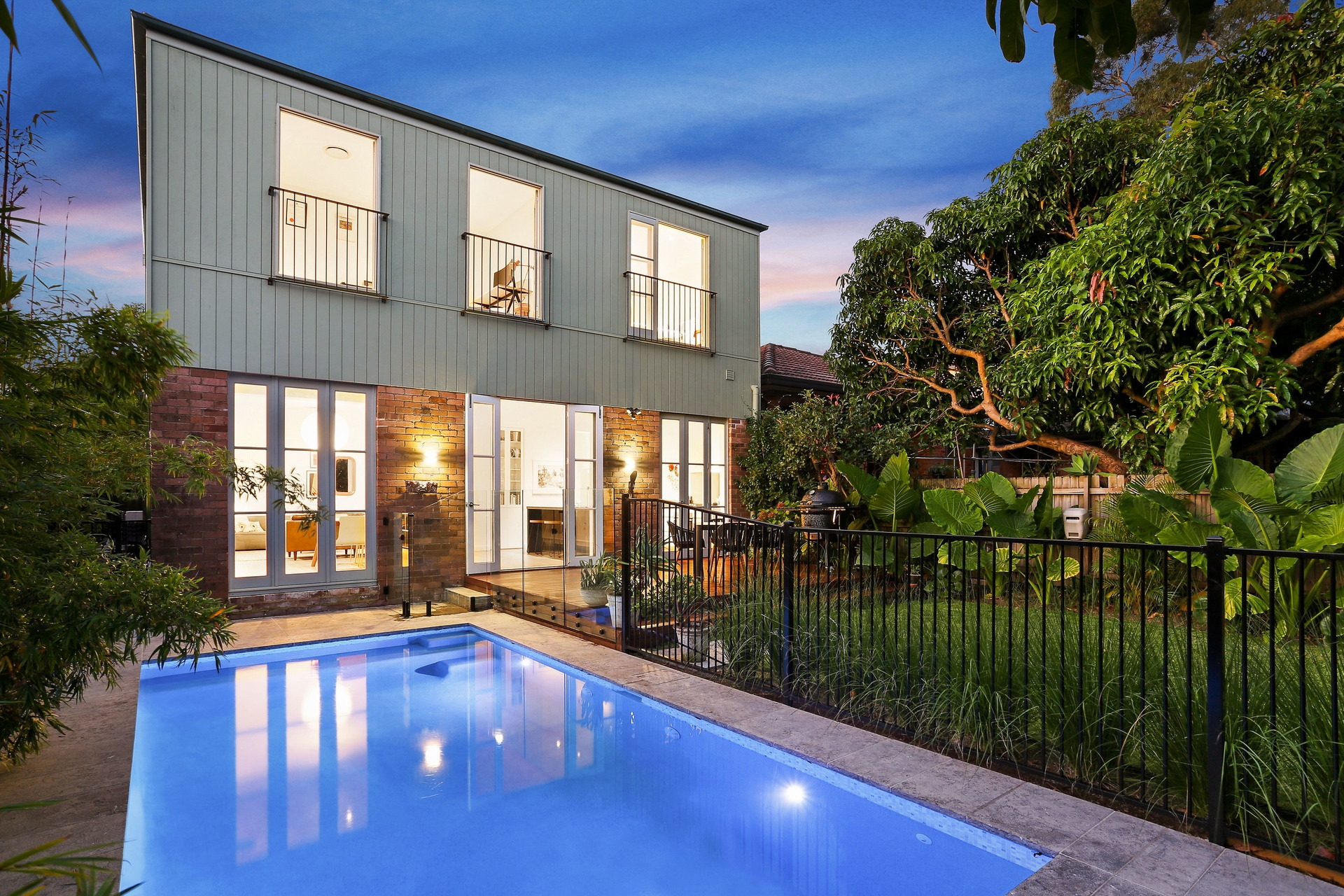 71 Riverside Crescent, Dulwich Hill Sold by Hudson McHugh - image 1