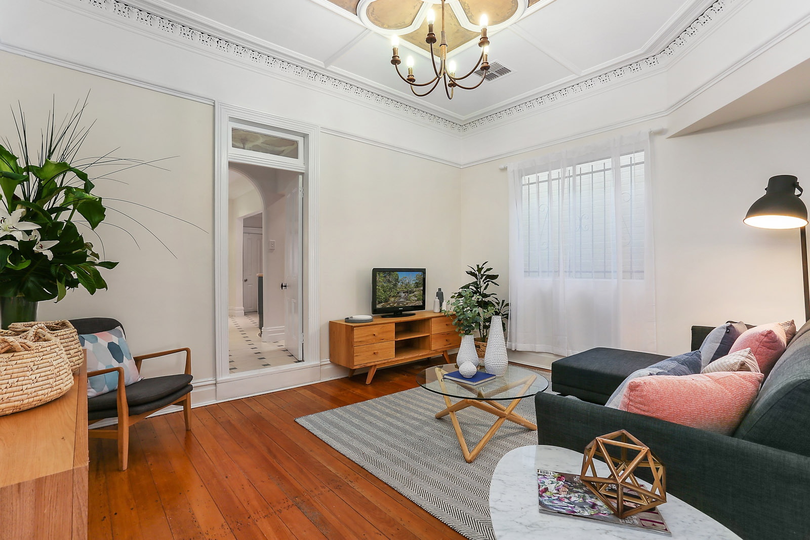 22 Short Street, Leichhardt Sold by Hudson McHugh - image 1