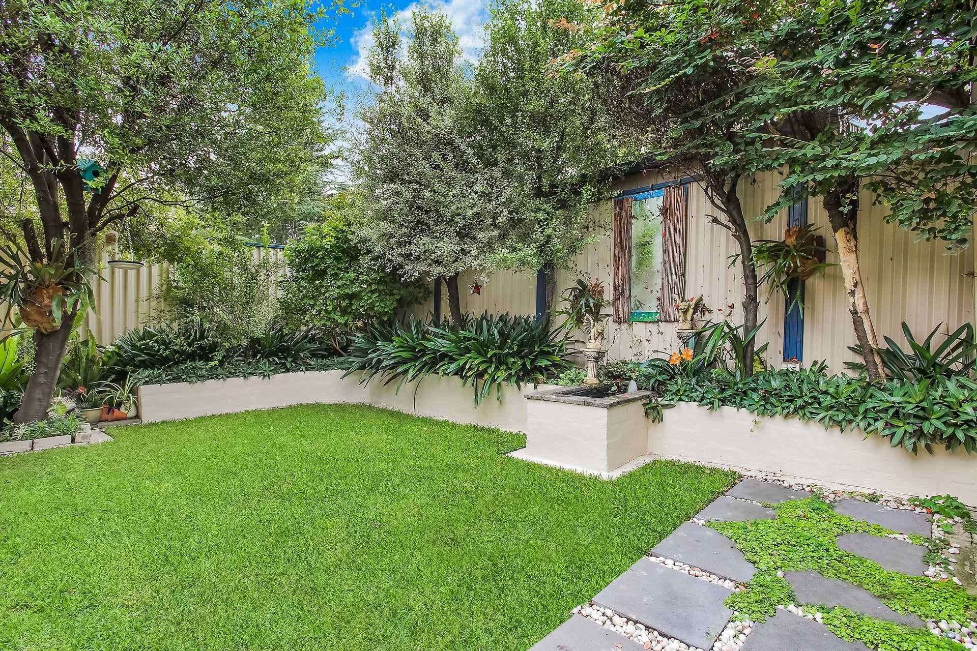 327 New Canterbury Road, Dulwich Hill Sold by Hudson McHugh - image 1