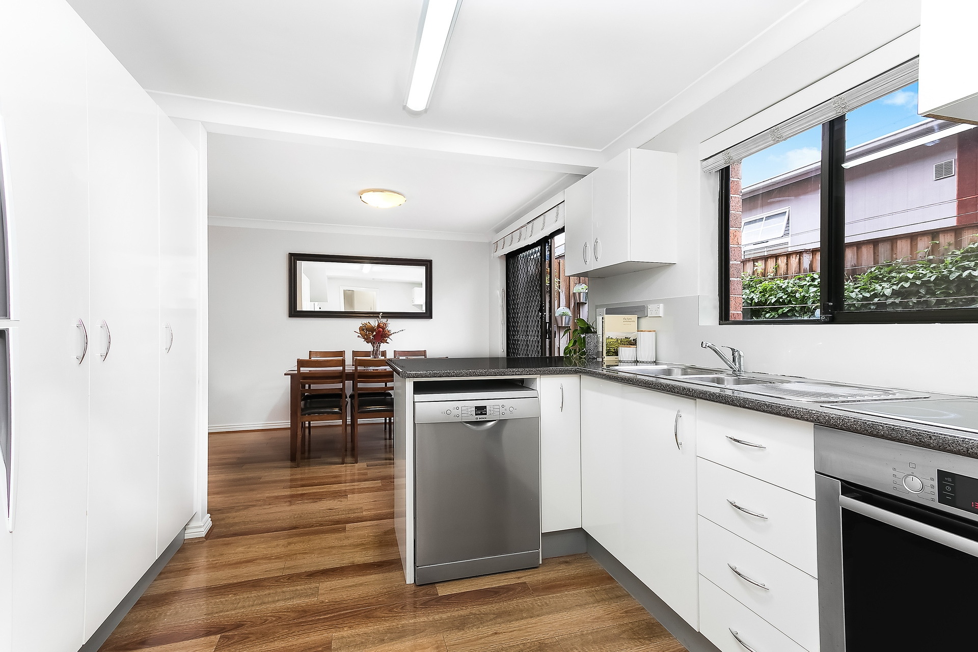 2/15 Davies Street, Leichhardt Sold by Hudson McHugh - image 1