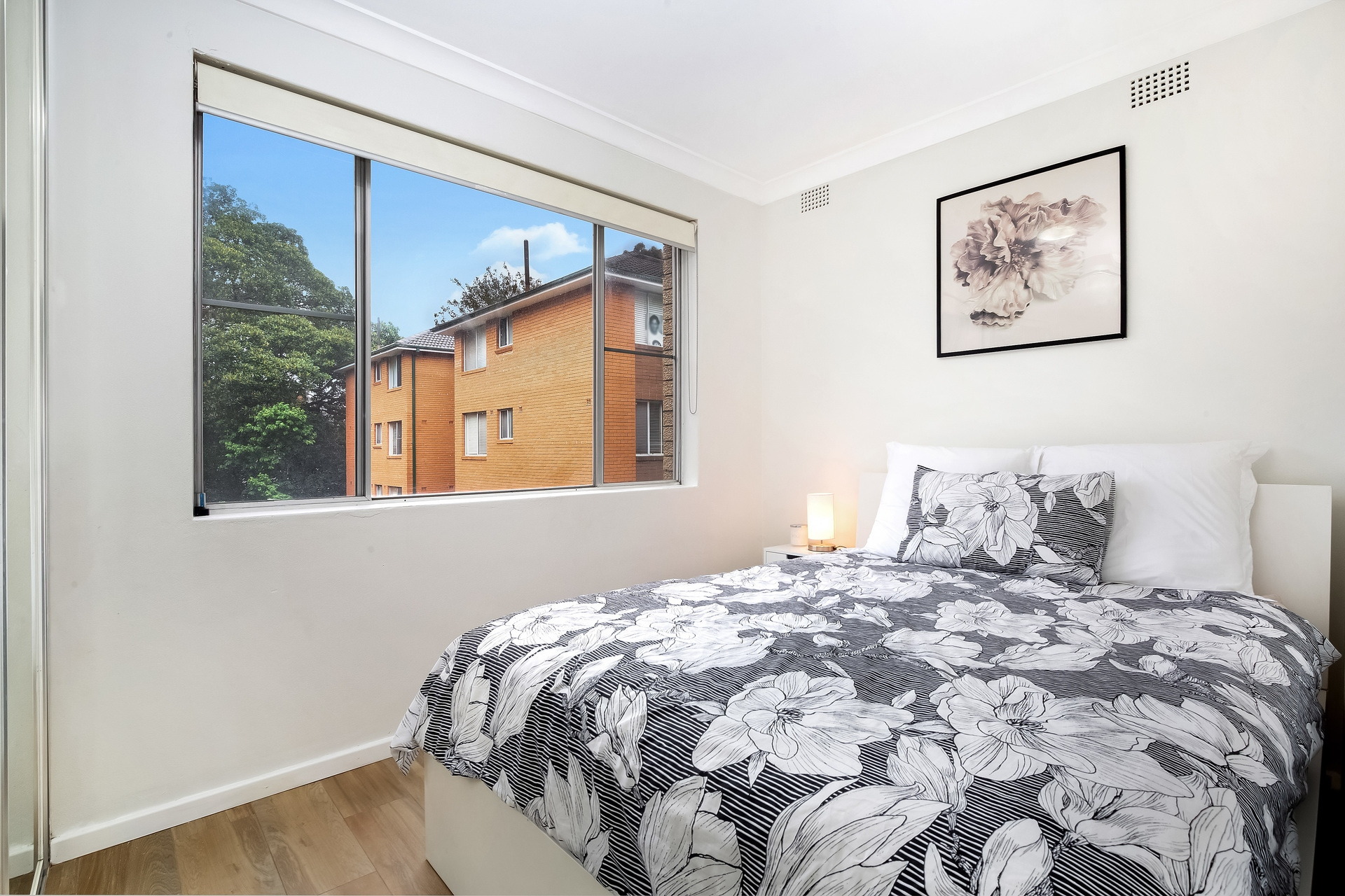 5/387 New Canterbury Road, Dulwich Hill Sold by Hudson McHugh - image 1