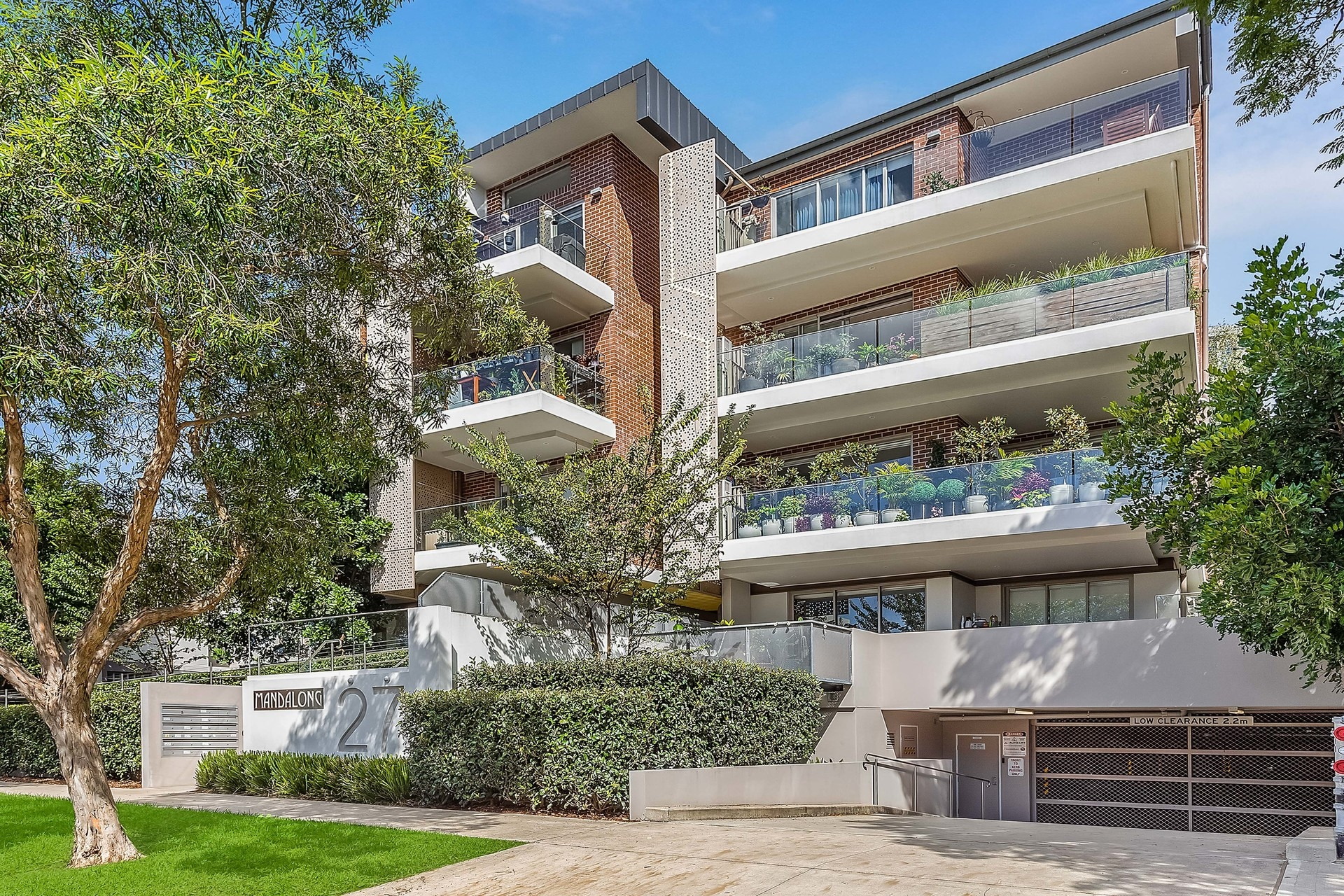 105/27 George Street, Marrickville Sold by Hudson McHugh - image 1