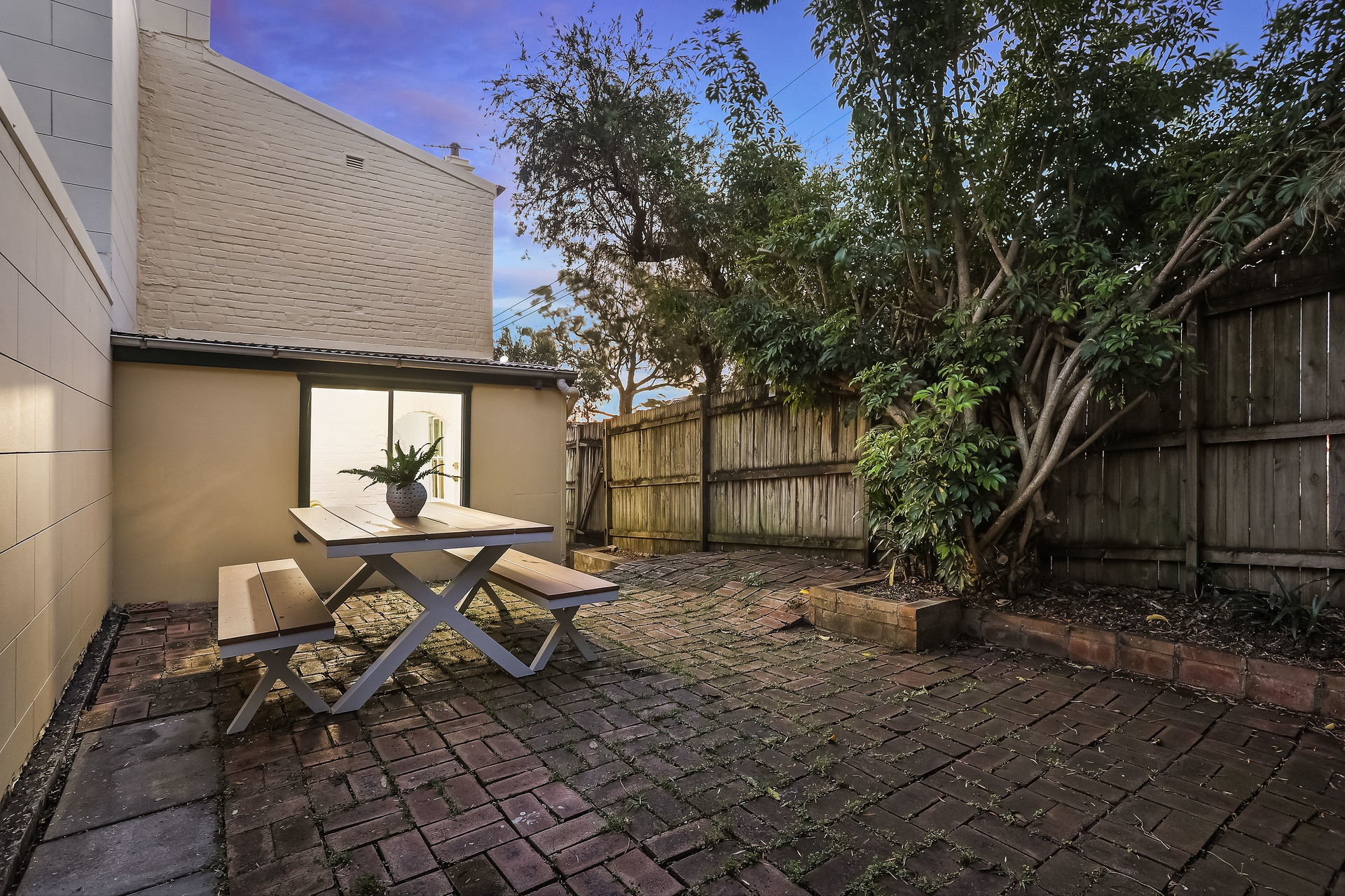 87 Rofe Street, Leichhardt Sold by Hudson McHugh - image 1