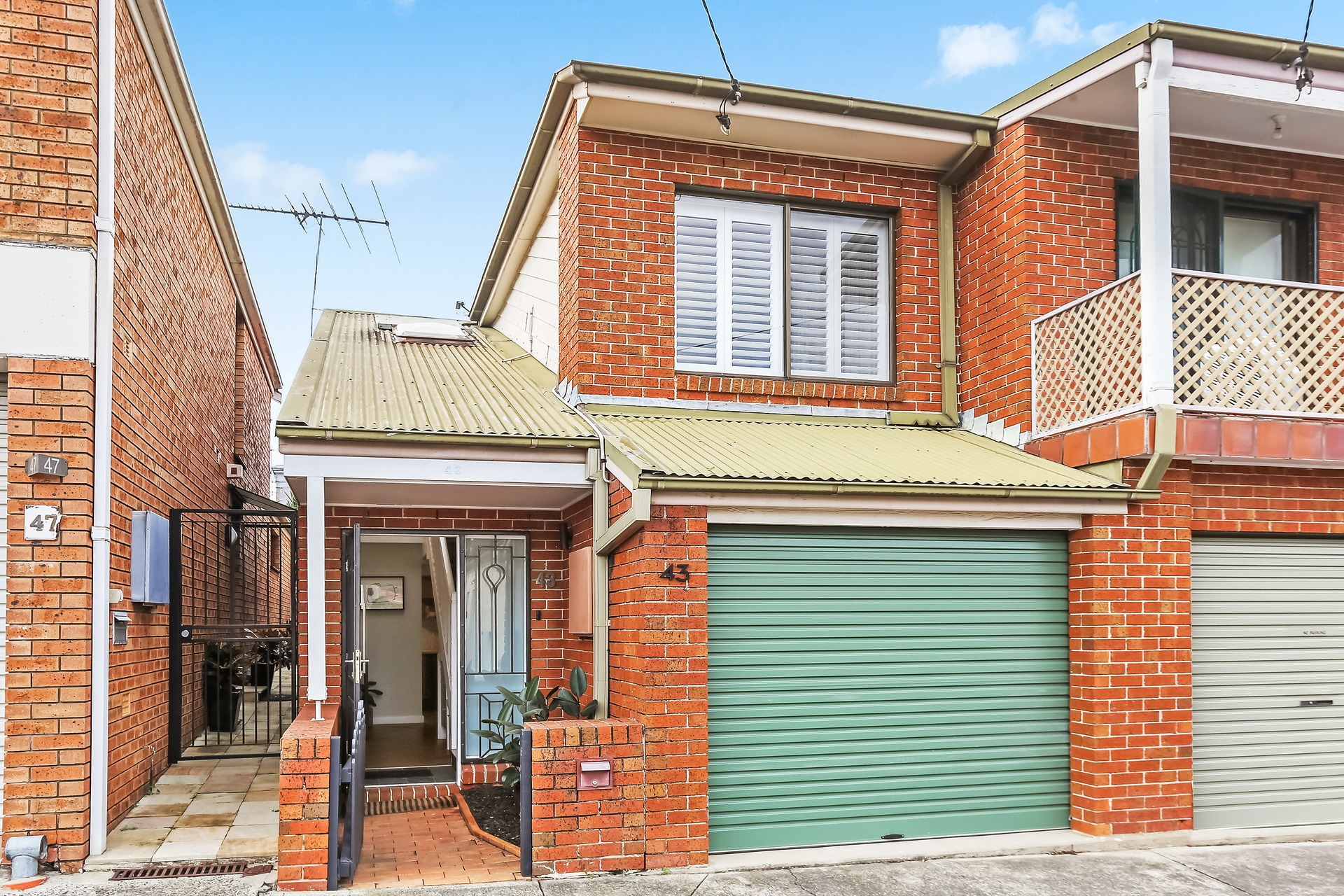 43 George Street, Leichhardt Sold by Hudson McHugh - image 1