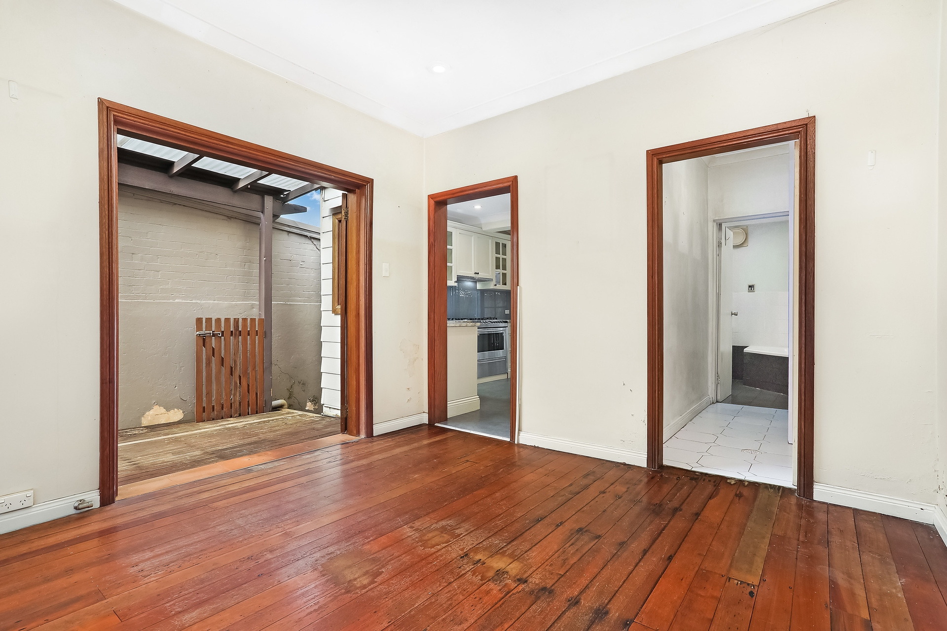 35 South Avenue, Leichhardt Sold by Hudson McHugh - image 1