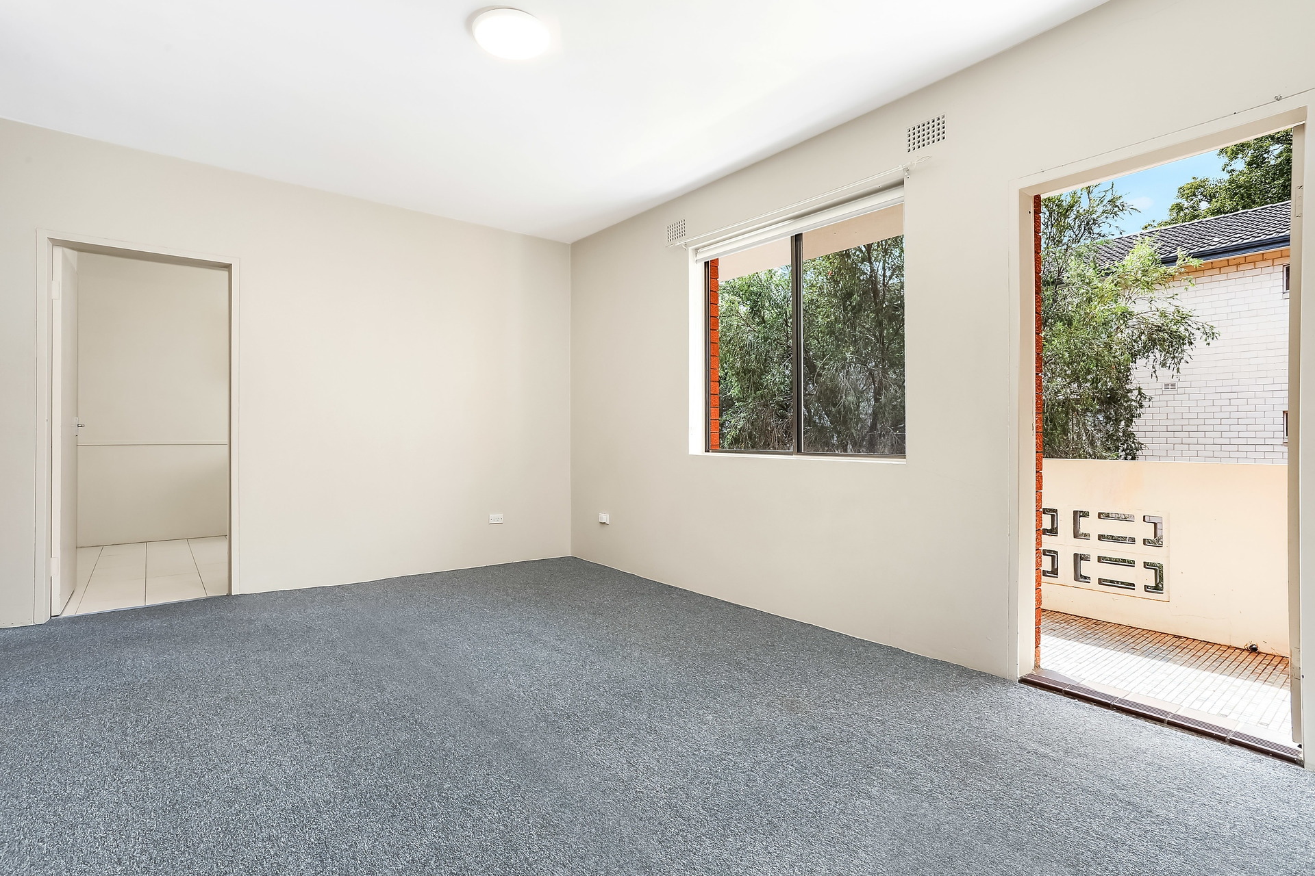 13/93 The Boulevarde, Dulwich Hill Sold by Hudson McHugh - image 1