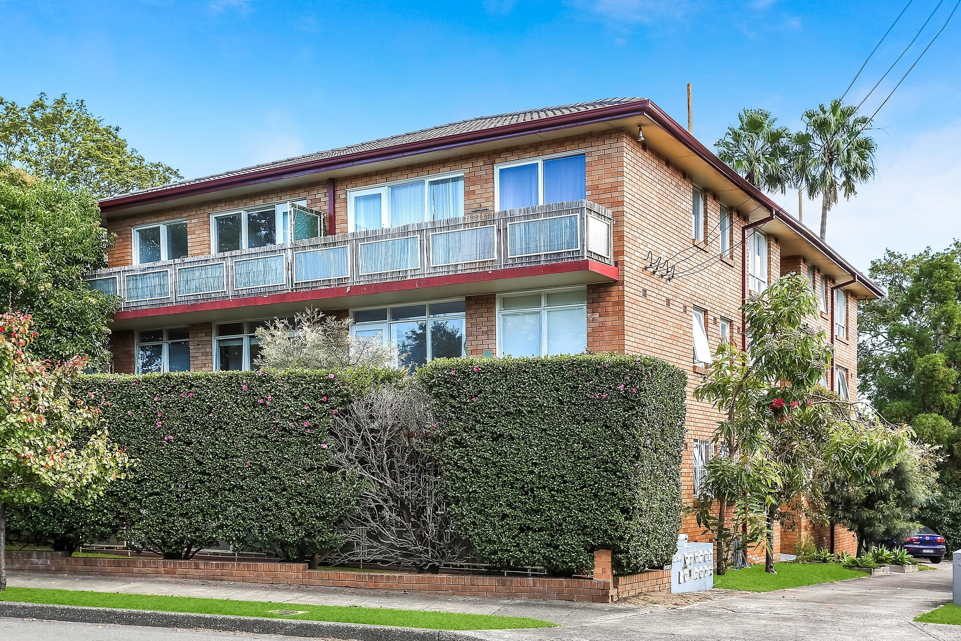 12/379a New Canterbury Road, Dulwich Hill Sold by Hudson McHugh - image 1