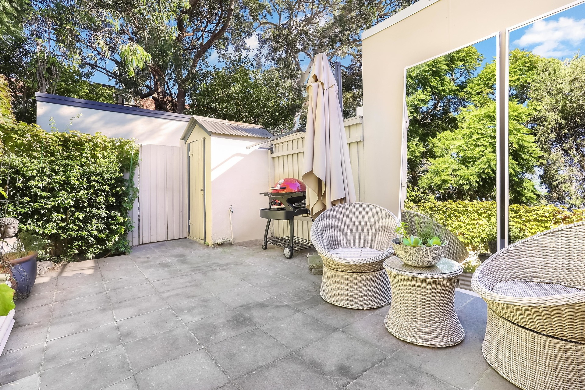 4 Wells Street, Annandale Sold by Hudson McHugh - image 1