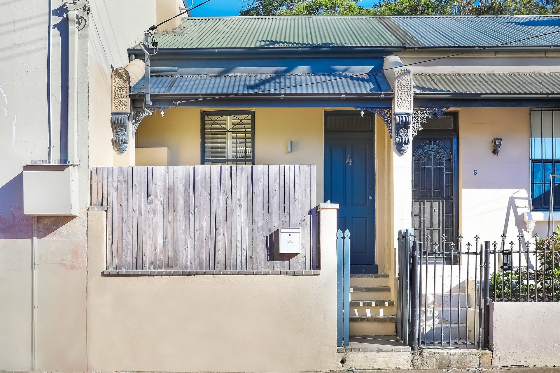 4 Wells Street, Annandale Sold by Hudson McHugh - image 1