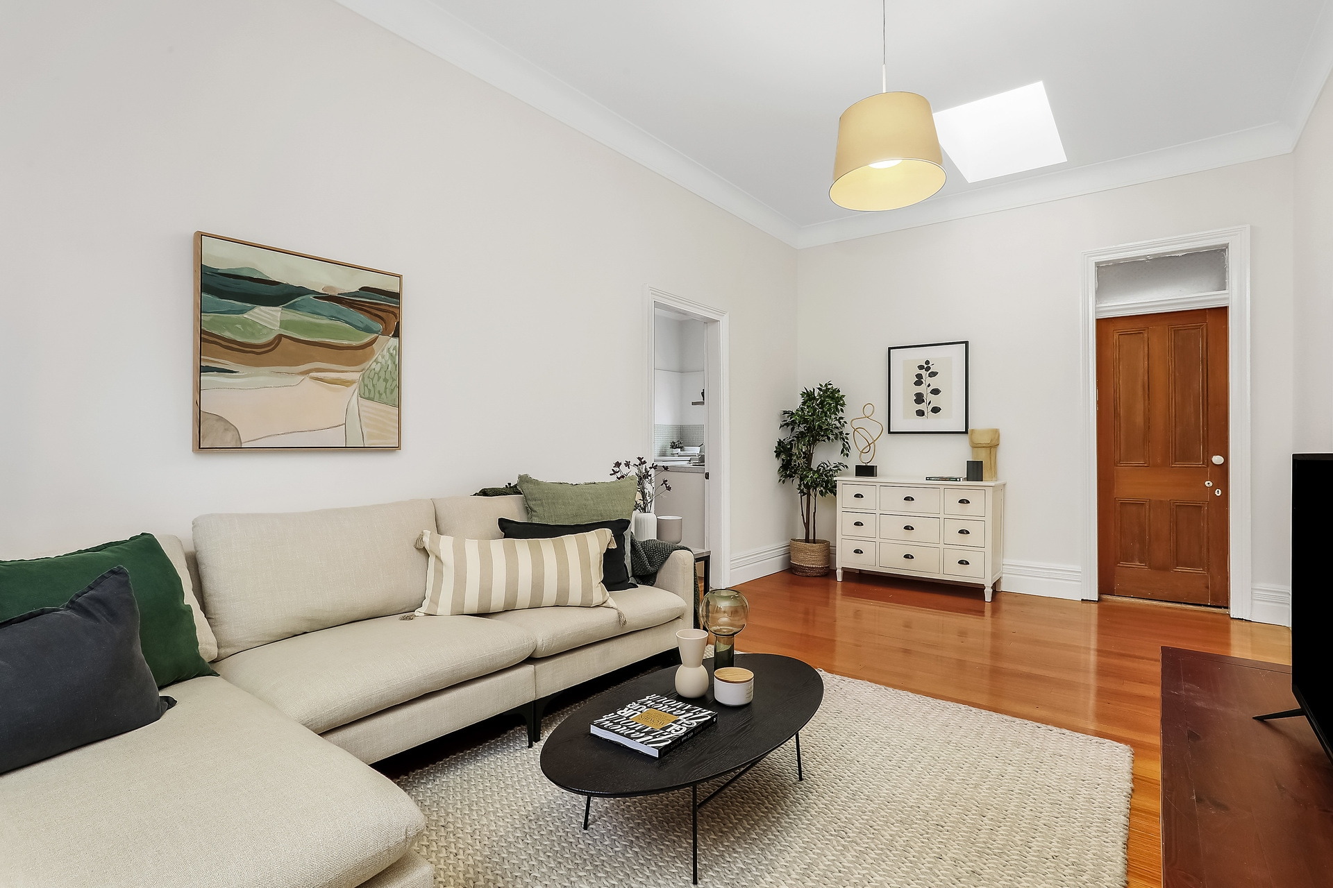 33 North Avenue, Leichhardt Sold by Hudson McHugh - image 1