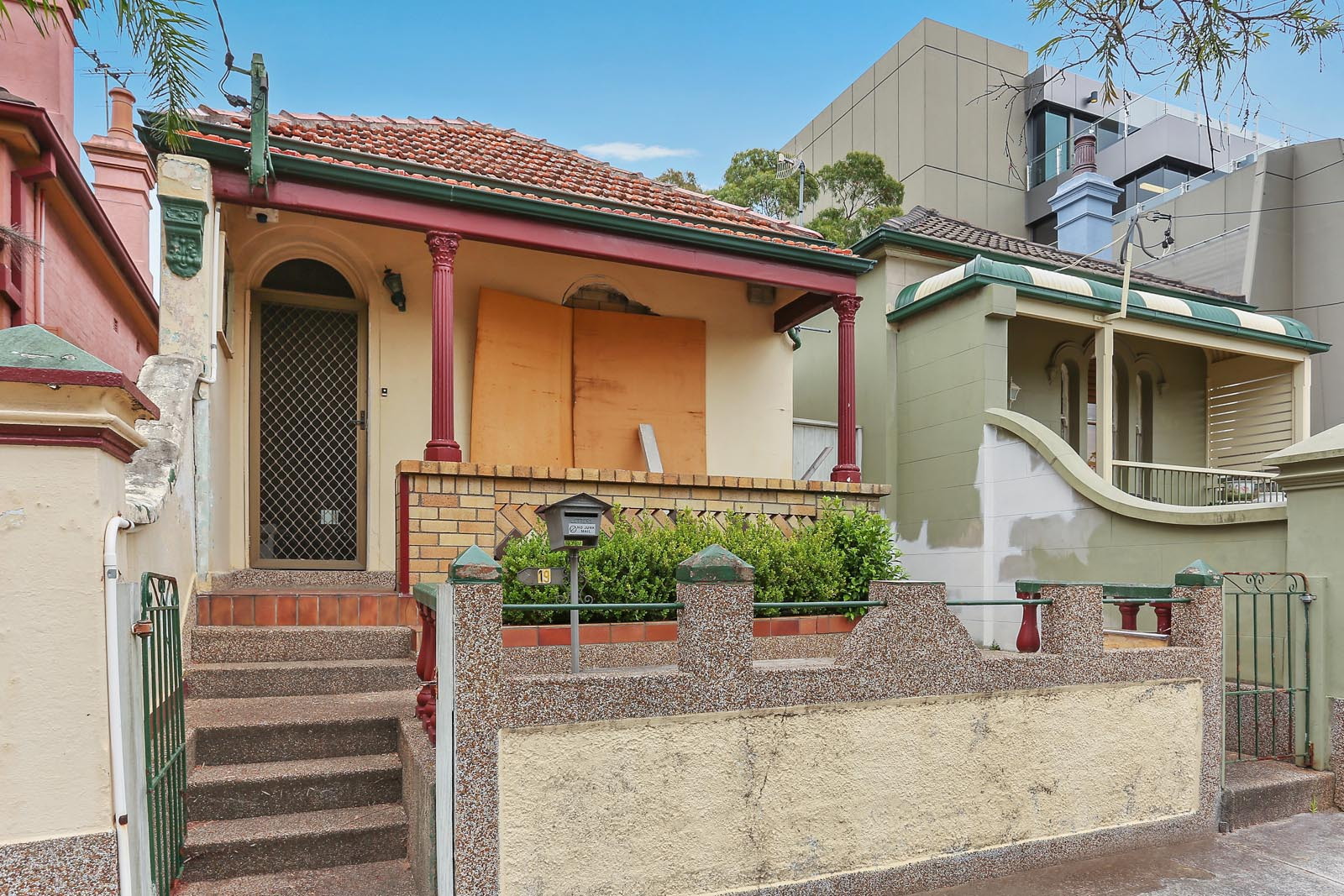 19 Wetherill Street, Leichhardt Sold by Hudson McHugh - image 1