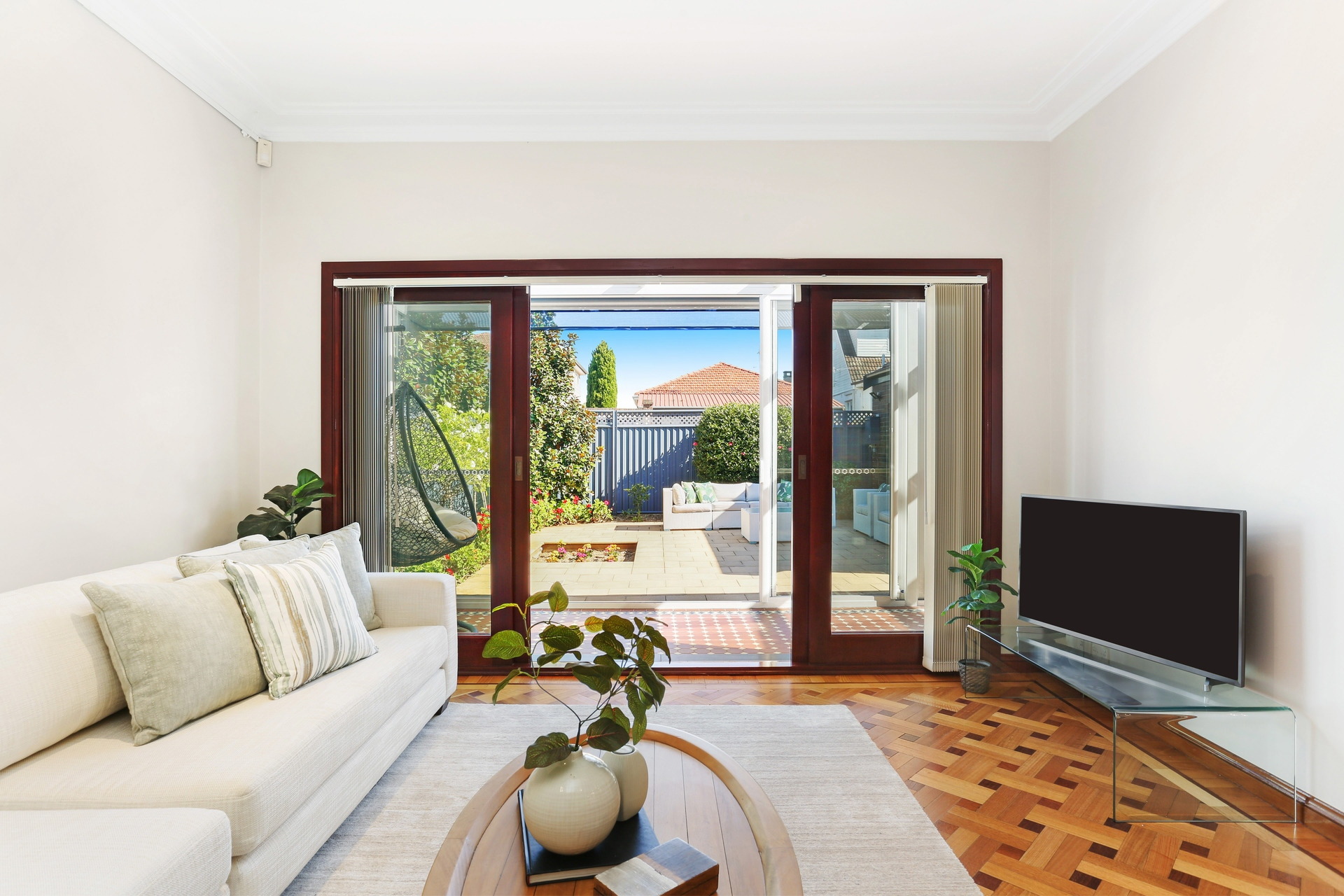 32 Dixson Avenue, Dulwich Hill Sold by Hudson McHugh - image 1