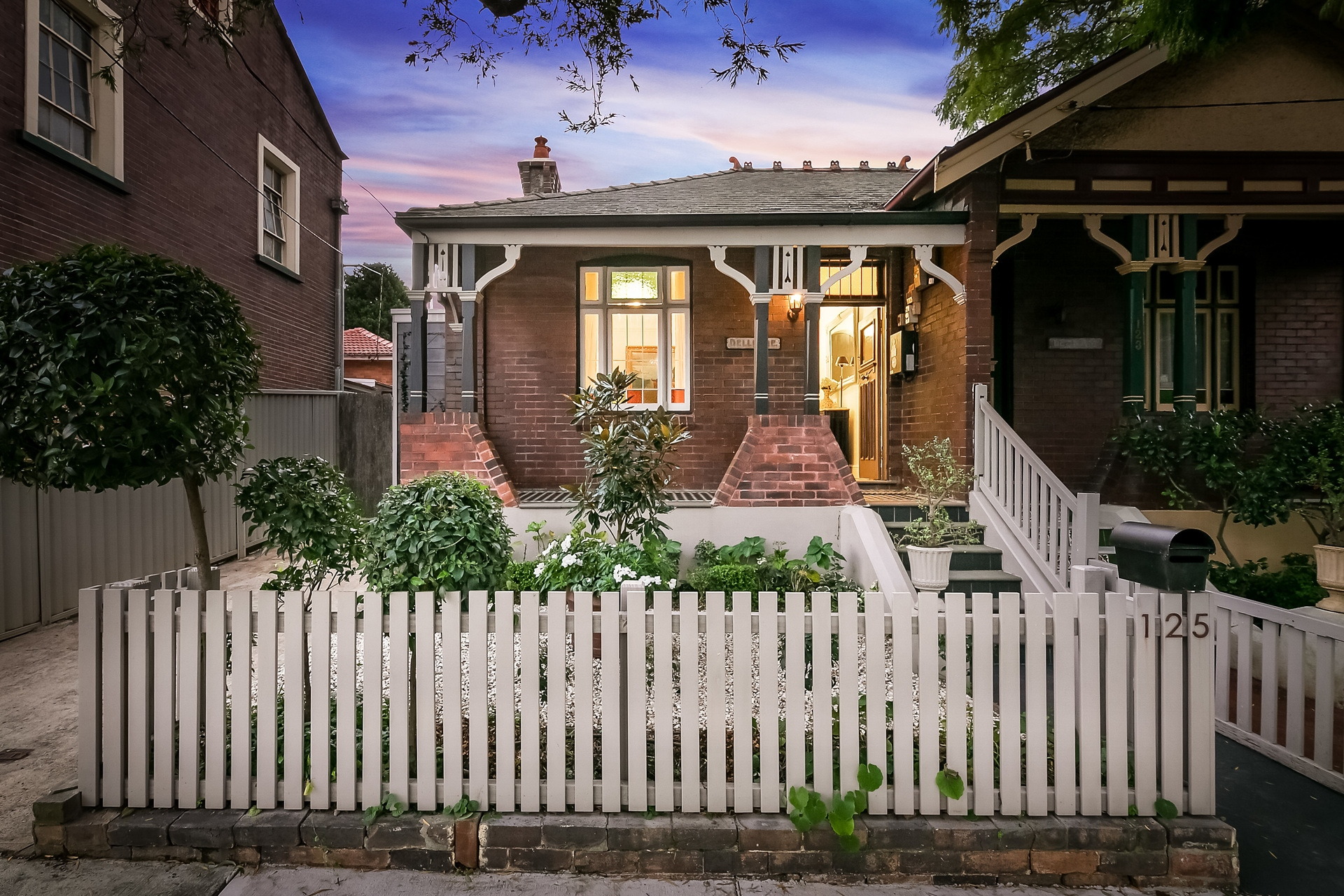 125 Wardell Road, Dulwich Hill Sold by Hudson McHugh - image 1