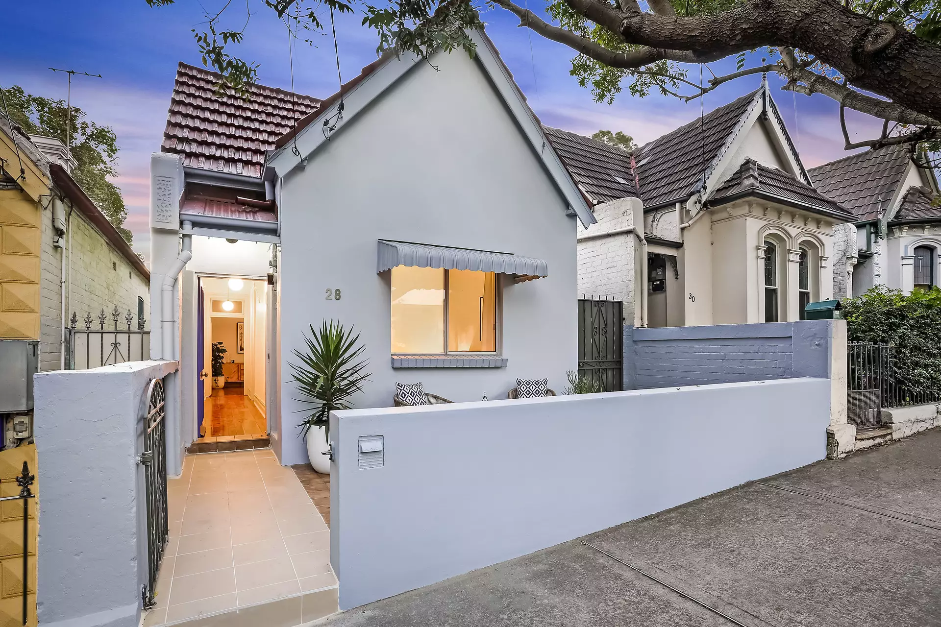 28 John Street, Petersham Sold by Hudson McHugh - image 1