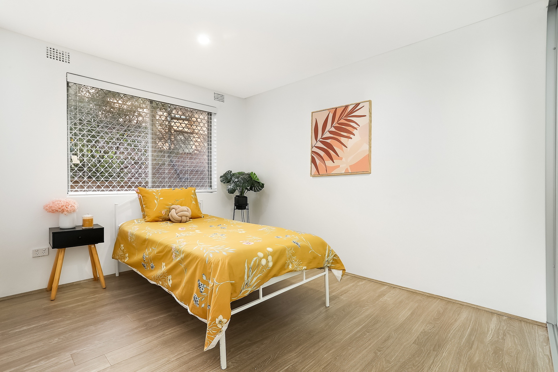 2/15 Loftus Street, Ashfield Sold by Hudson McHugh - image 1