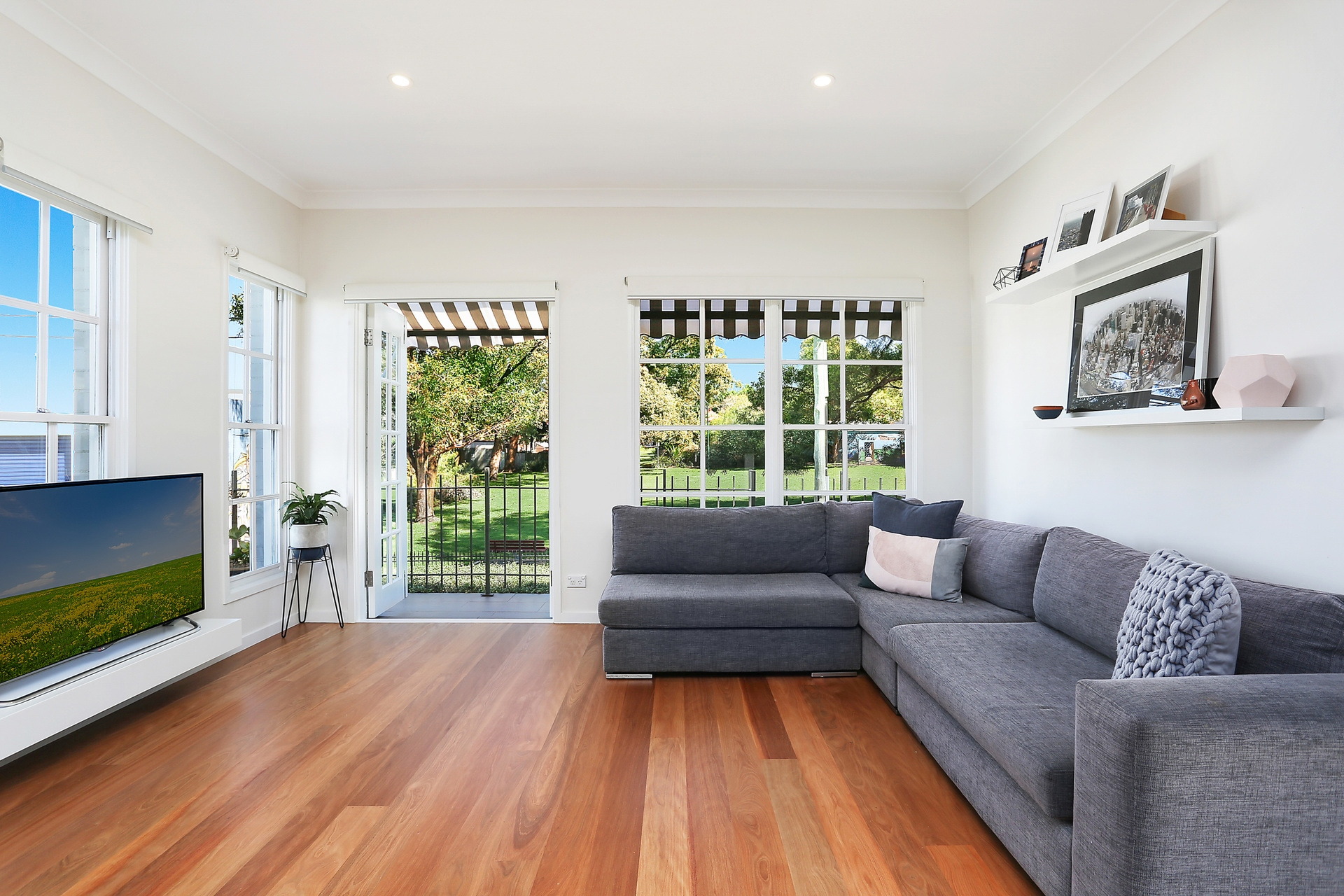 3/59A MacKenzie Street, Leichhardt Sold by Hudson McHugh - image 1