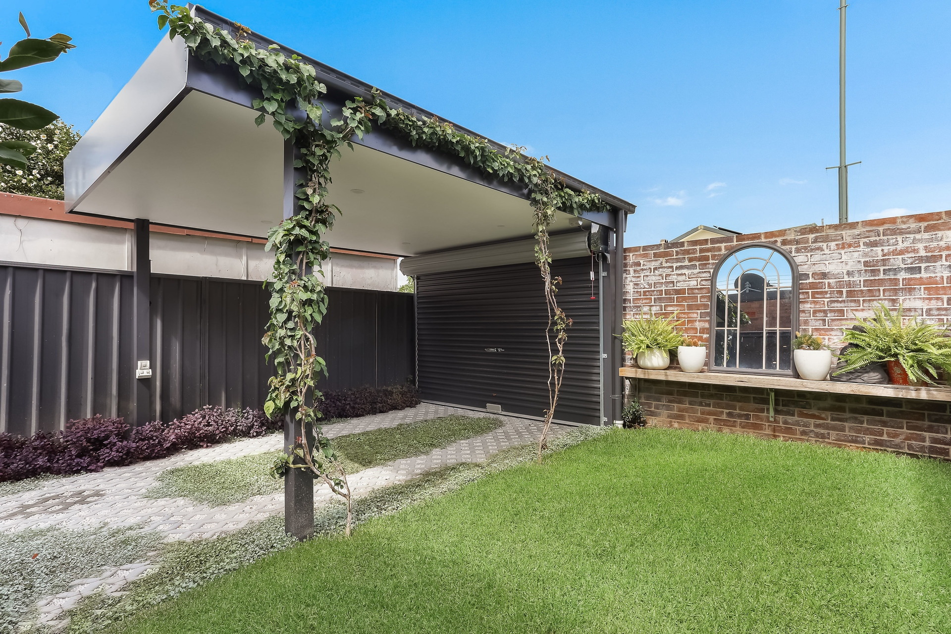 19 Myrtle Street, Stanmore Sold by Hudson McHugh - image 1