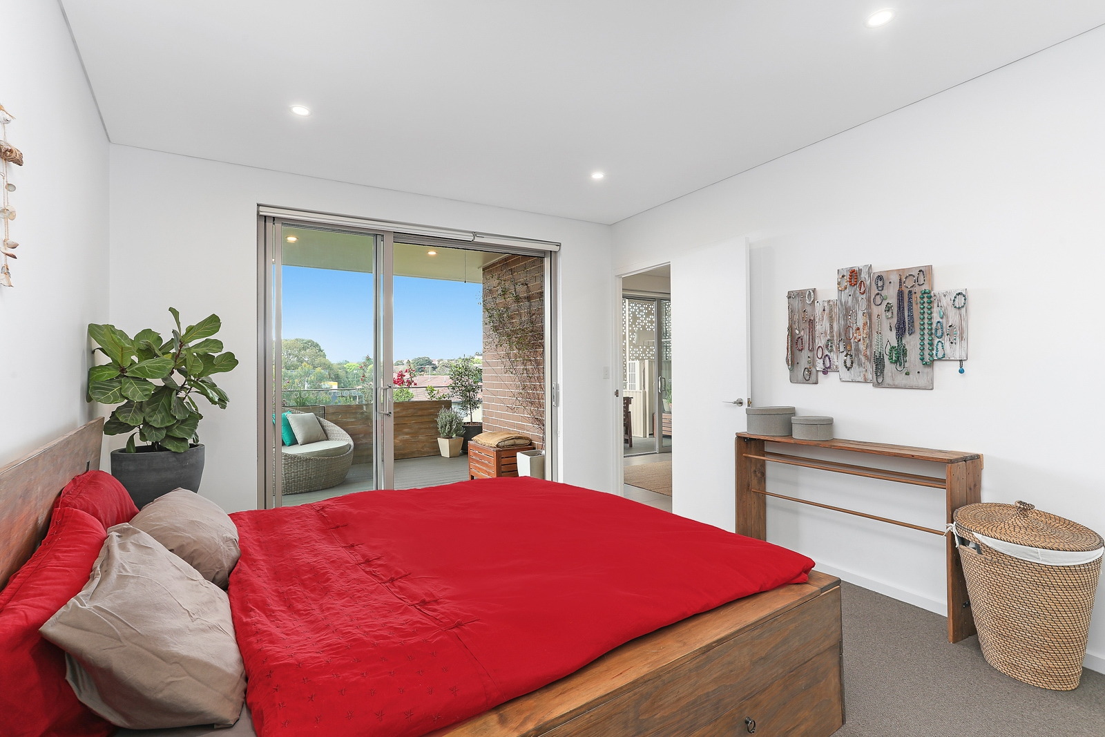 201/27 George Street, Marrickville Sold by Hudson McHugh - image 1