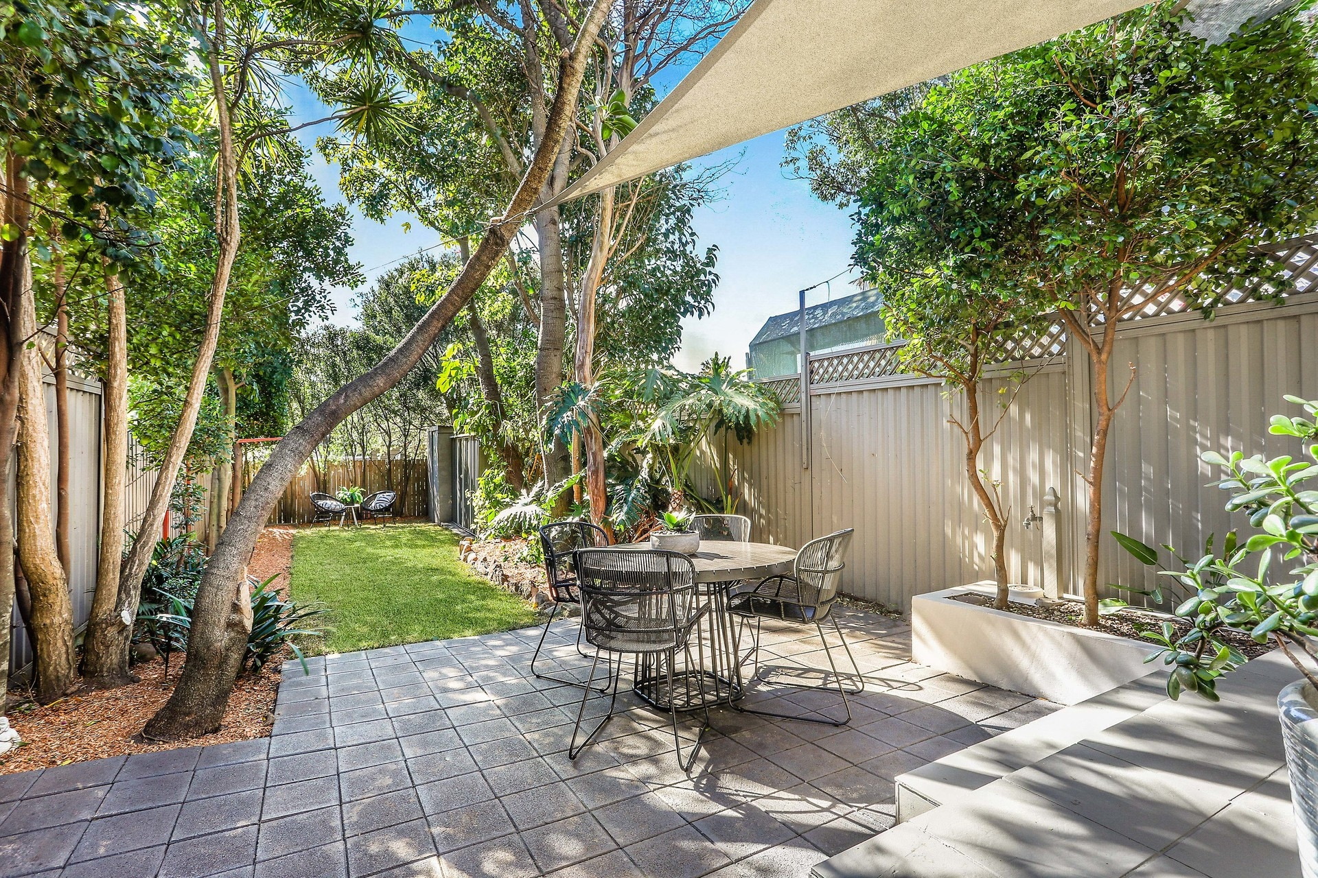 11 Junction Road, Summer Hill Sold by Hudson McHugh - image 1