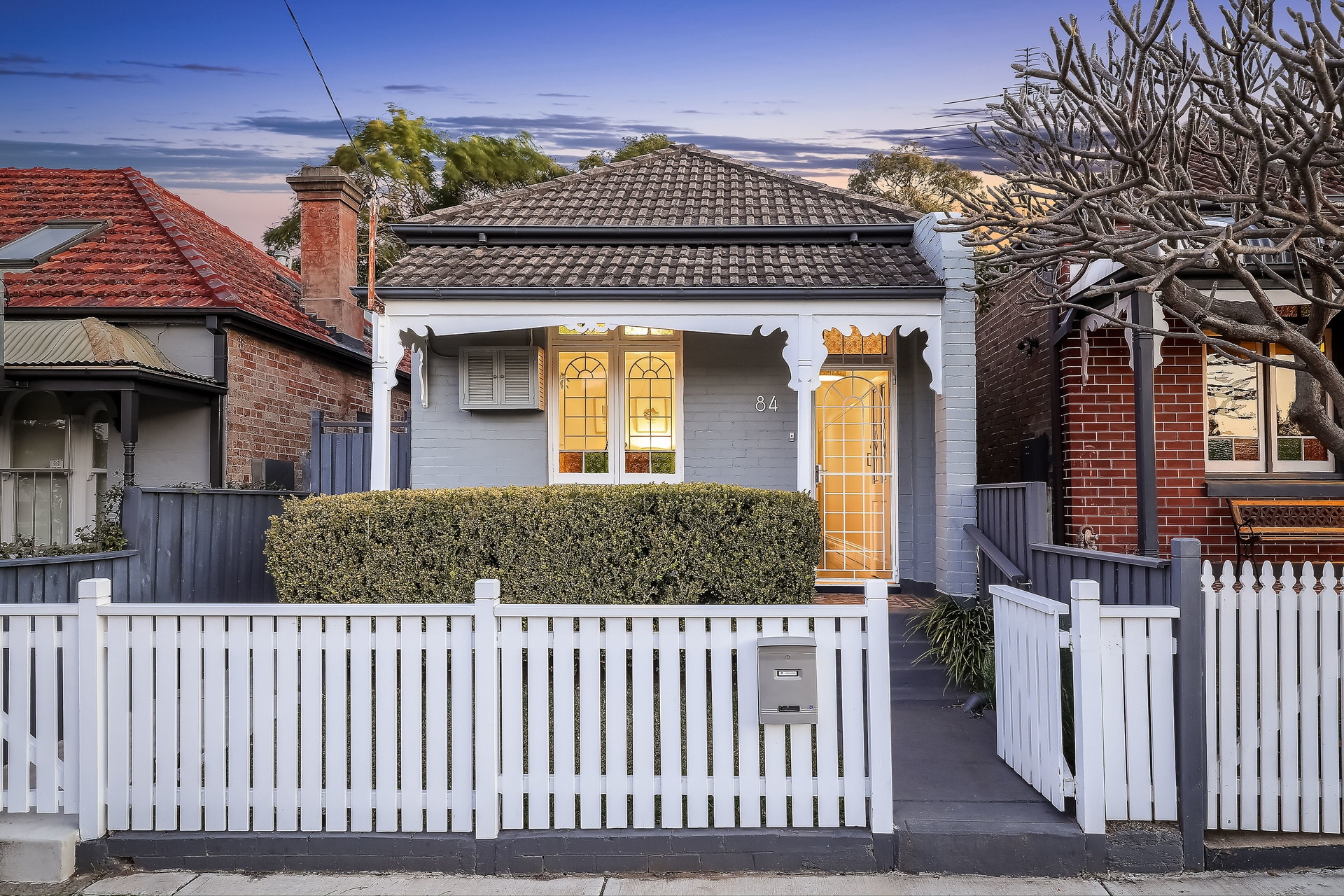 84 Annesley Street, Leichhardt Sold by Hudson McHugh - image 1