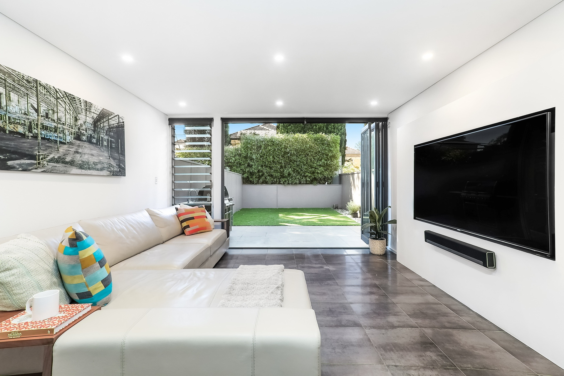 11 Edith Street, Leichhardt Sold by Hudson McHugh - image 1