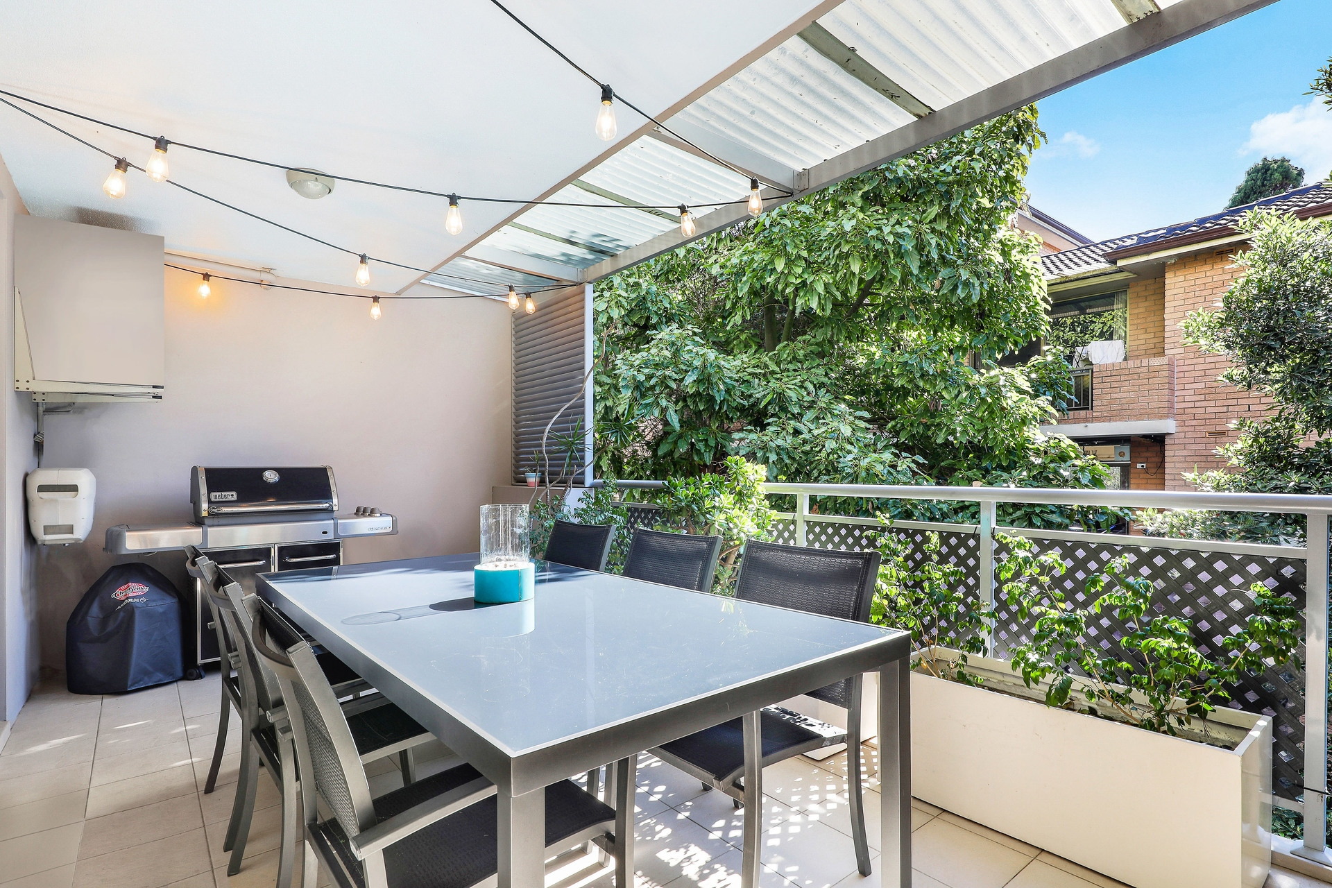 10/11 Wallace Street, Marrickville Sold by Hudson McHugh - image 1