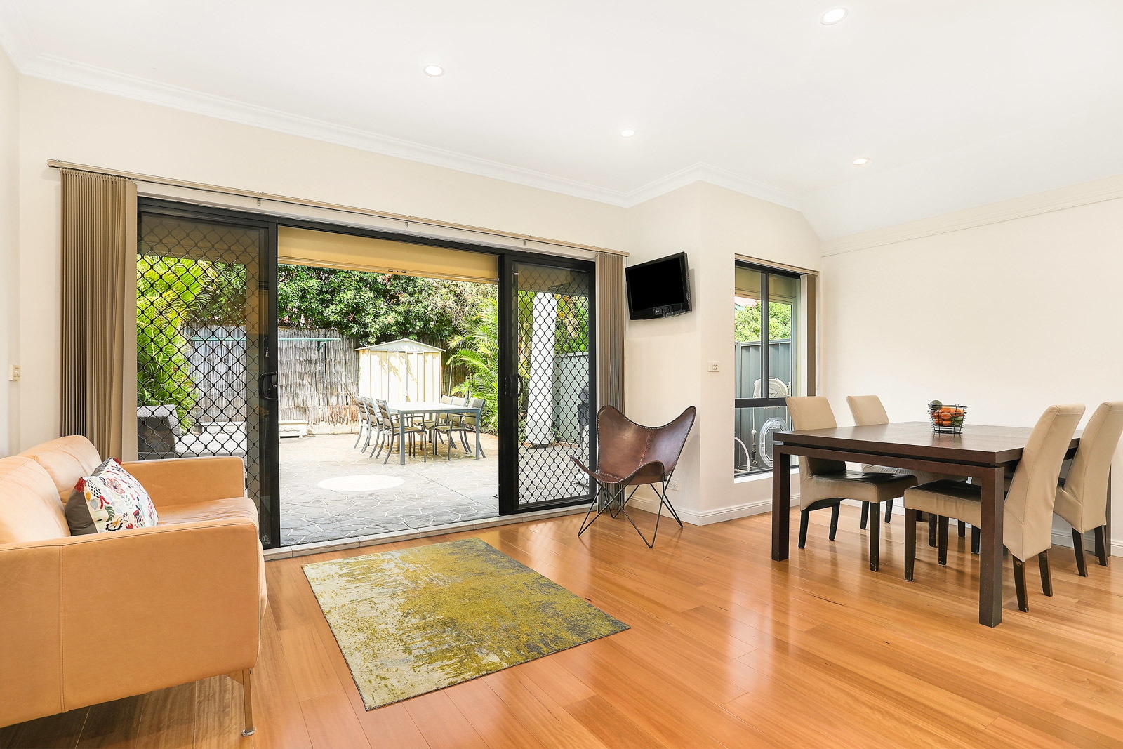 24 Lyall Street, Leichhardt Leased by Hudson McHugh - image 1