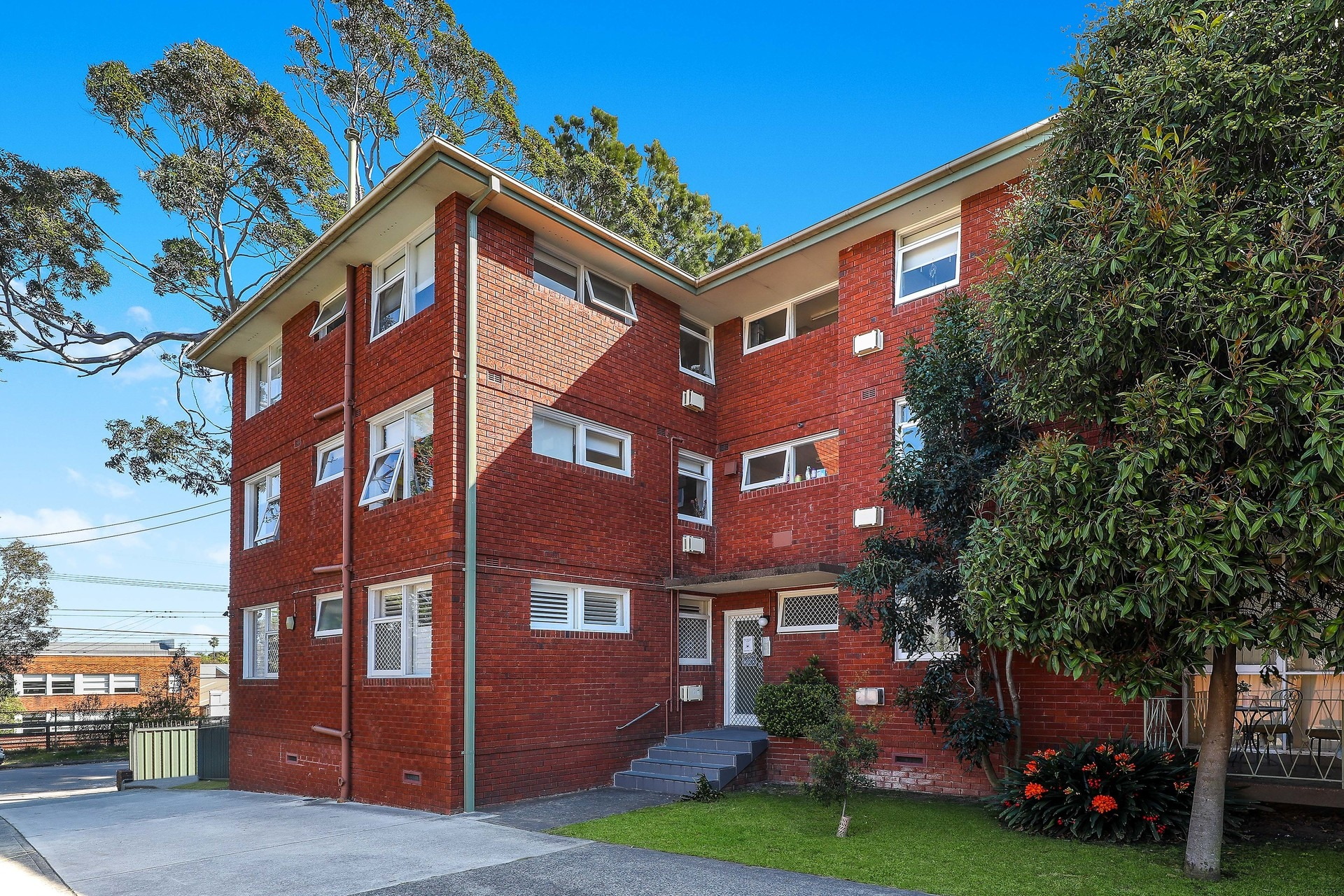 2/44 Grosvenor Crescent, Summer Hill Sold by Hudson McHugh - image 1