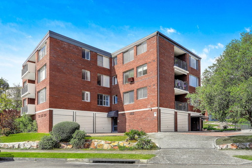 1/8 Bortfield Drive, Chiswick Sold by Hudson McHugh