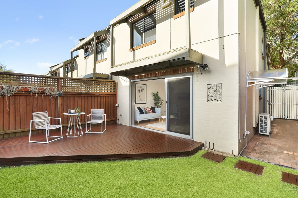 15/16-22 Lyall Street, Leichhardt Sold by Hudson McHugh - image 1