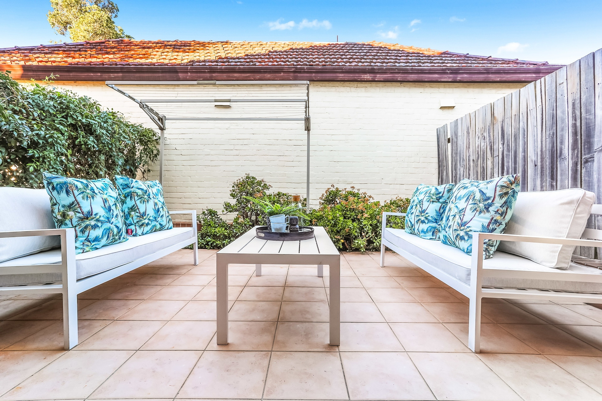 1/90 Macauley Street, Leichhardt Sold by Hudson McHugh - image 1