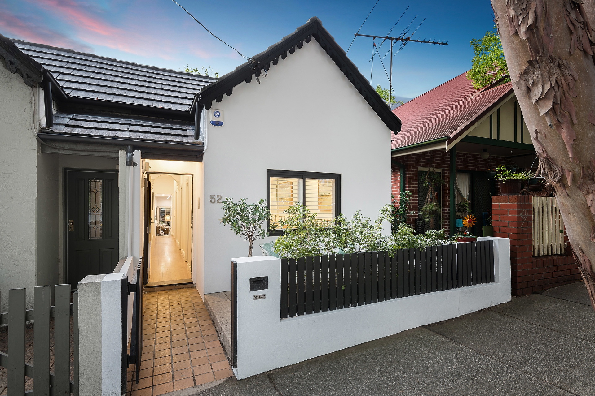 52 Tebbutt Street, Leichhardt Sold by Hudson McHugh - image 1