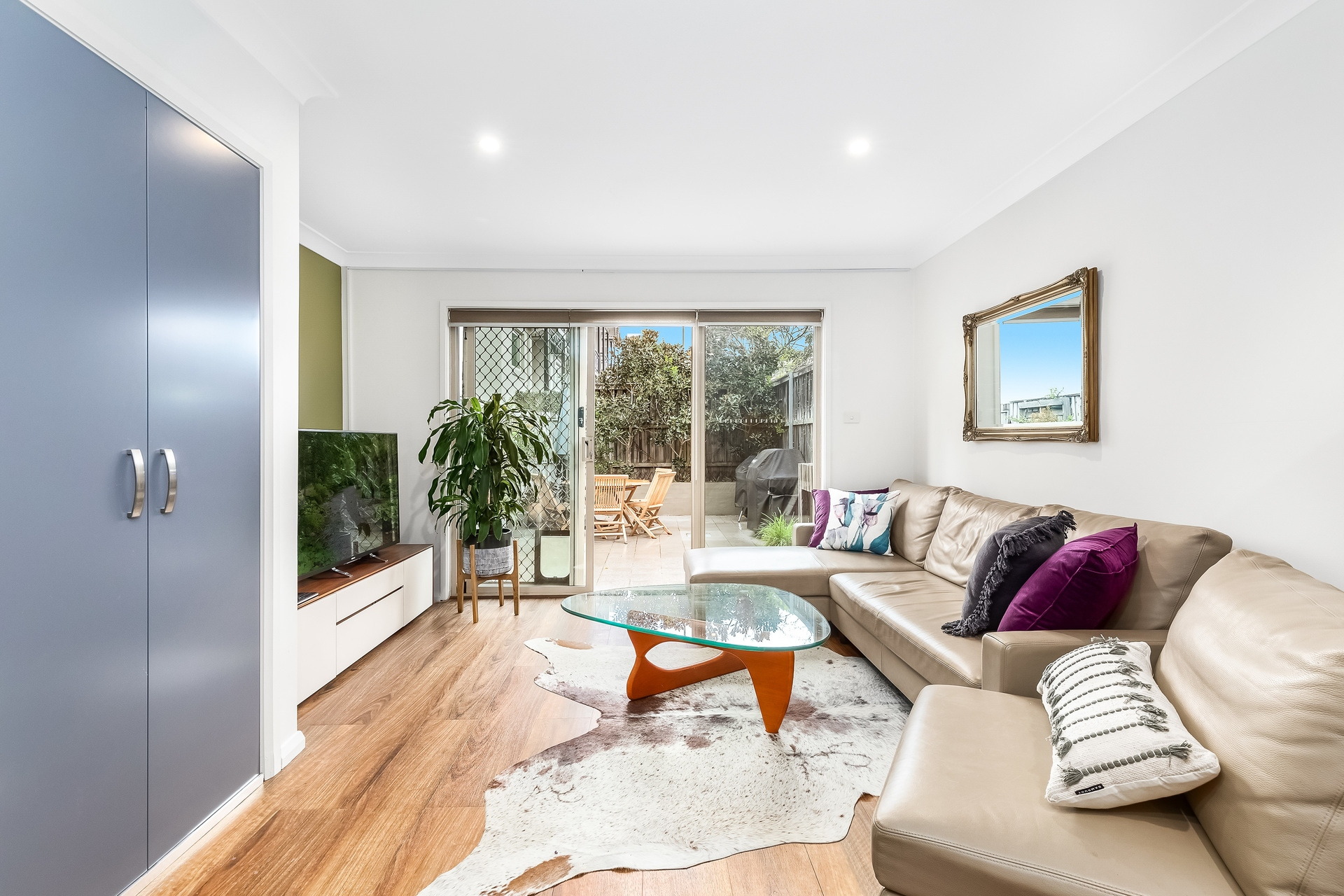 4/299 Norton Street, Lilyfield Sold by Hudson McHugh - image 1