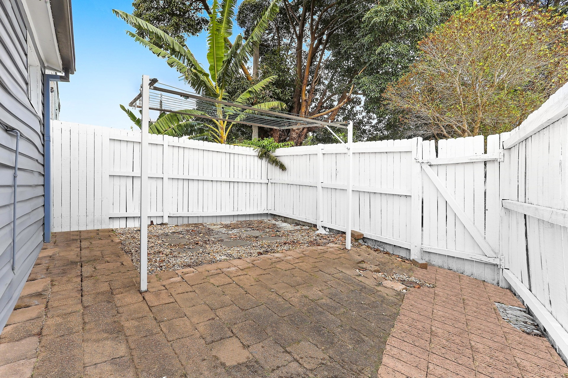 108 Flood Street, Leichhardt Sold by Hudson McHugh - image 1